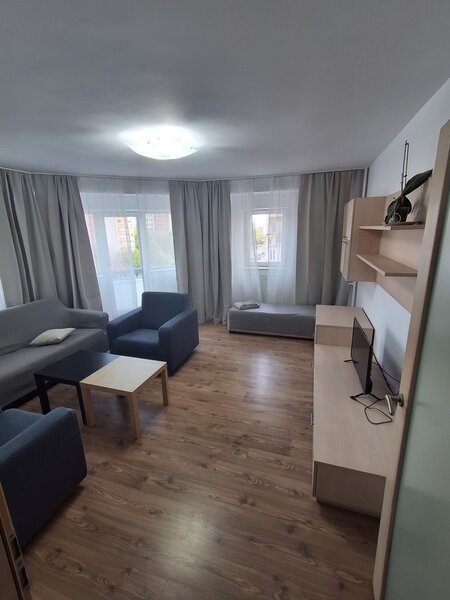 Piata Unirii, Horoscop, Ultracentral.