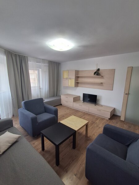 Piata Unirii, Horoscop, Ultracentral.